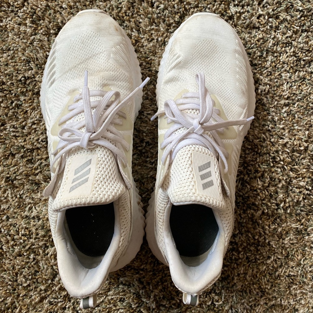Adidas alpha bounce shoes